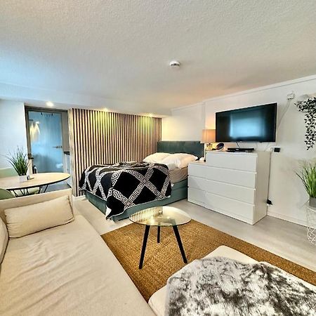 Ruhiges Retreat Souterrain-Apartment Werbach Naehe Pferdemarkt W31 Oldenburg Exterior photo