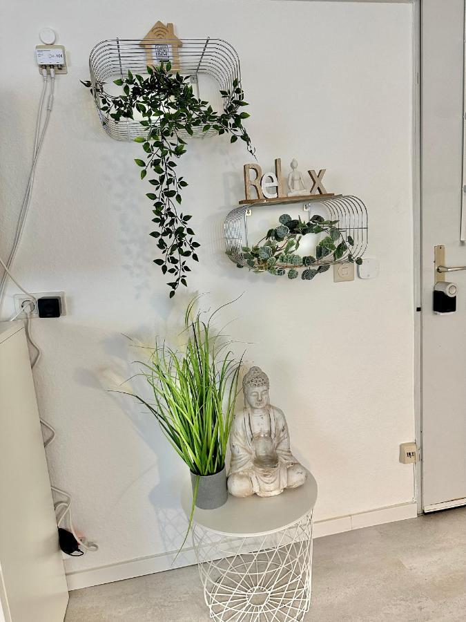 Ruhiges Retreat Souterrain-Apartment Werbach Naehe Pferdemarkt W31 Oldenburg Exterior photo