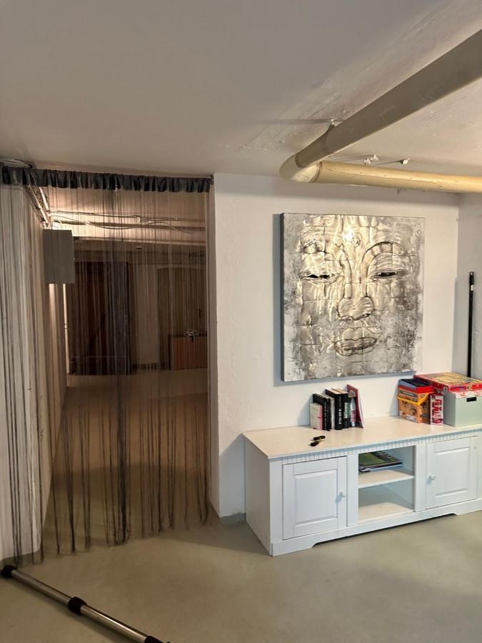Ruhiges Retreat Souterrain-Apartment Werbach Naehe Pferdemarkt W31 Oldenburg Exterior photo